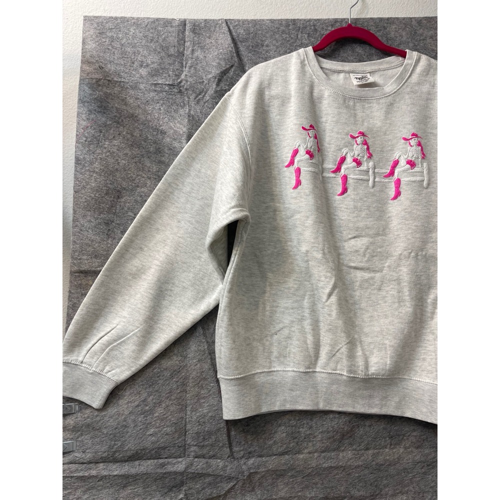 Pacific & Co Heather Gray Pink Skeleton Cowgirl Embroidered Sweatshirt XL - Picture 6 of 14